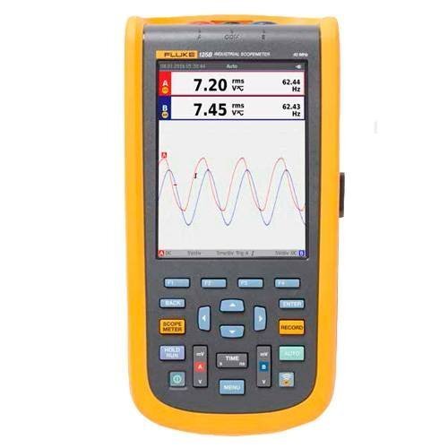 Осциллограф Fluke 124B  в Сыктывкаре
