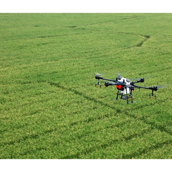 Квадрокоптер DJI Agras T16 в Сыктывкаре